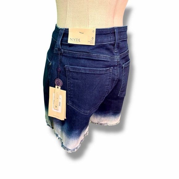 NWT NYDJ High-Rise Dip-Dyed Dark Wash Denim Shorts with Raw Hem Size 0 - Picture 8 of 13